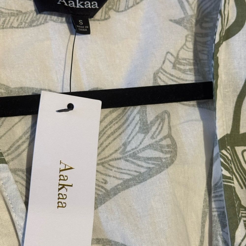 NWT AAKAA Women small Green‎ Leaf Print Tie  Romper TRAVEL BOHO BEACHY TROPICAL - Picture 4 of 10